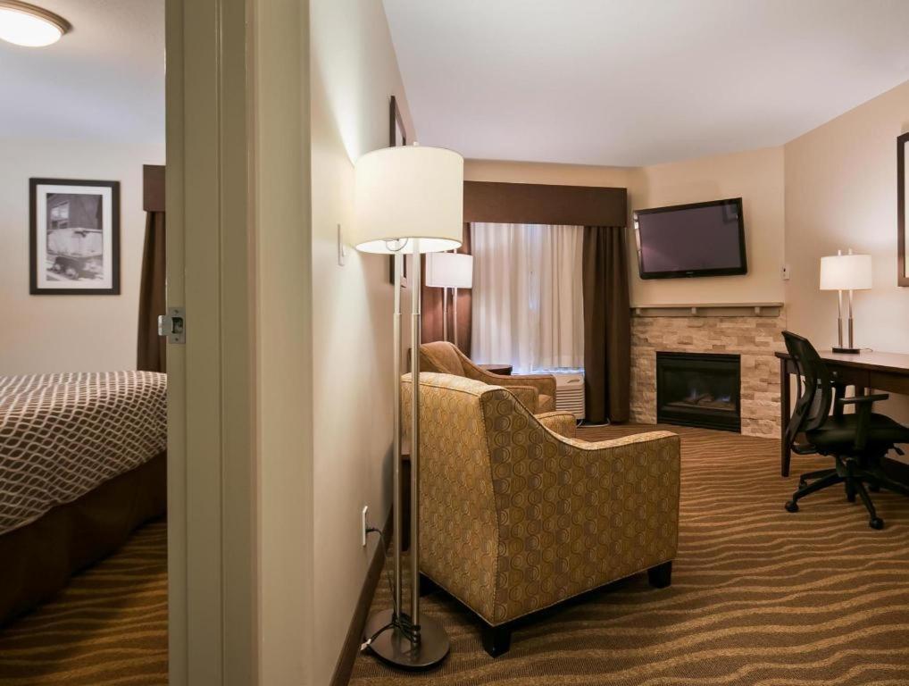 Best Western High Road Inn Edson Exteriér fotografie